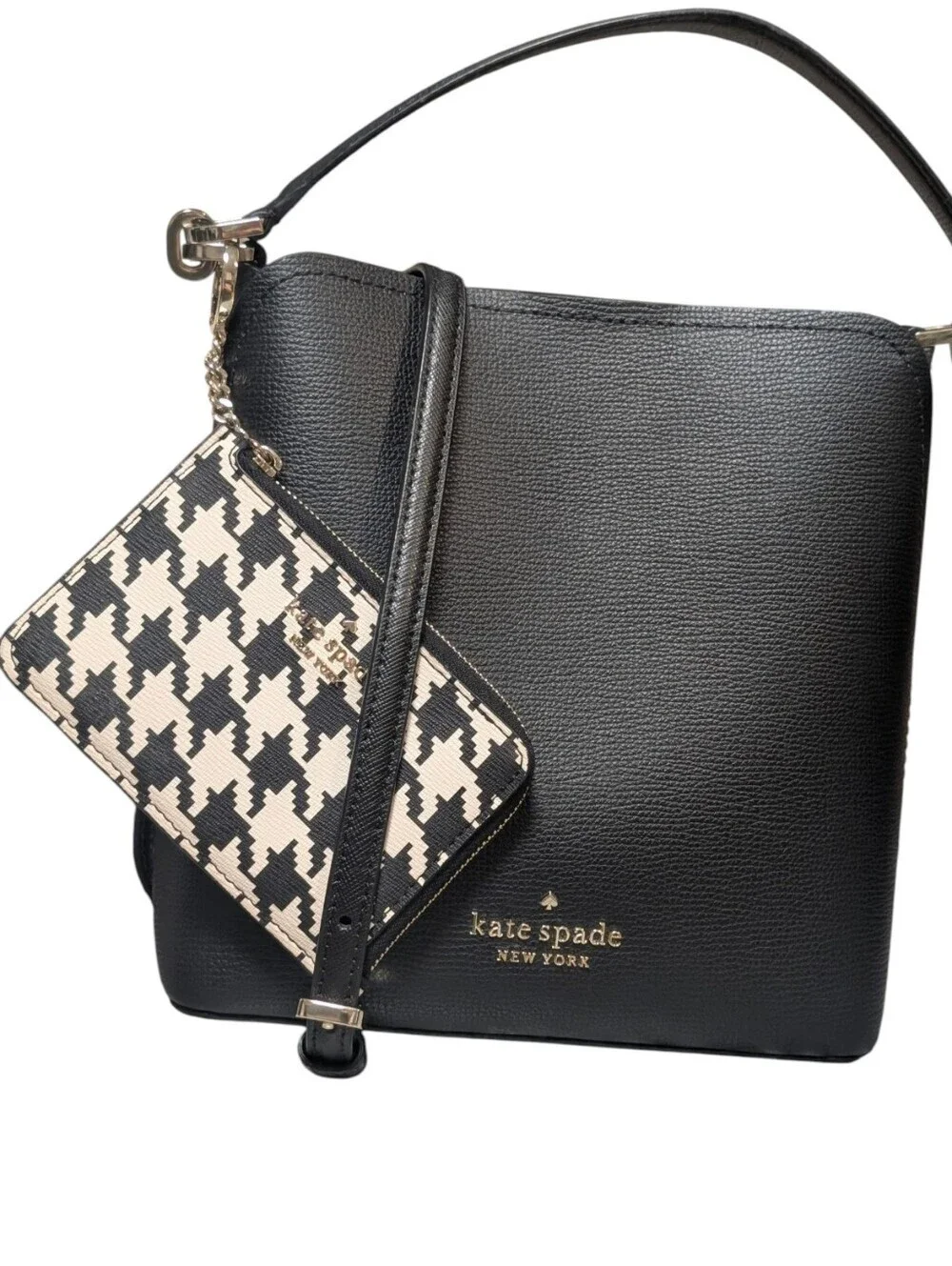 Kate Spade Set ♠️ Darcy Black Small Bucket Bag & Medium L Zip Card Holder